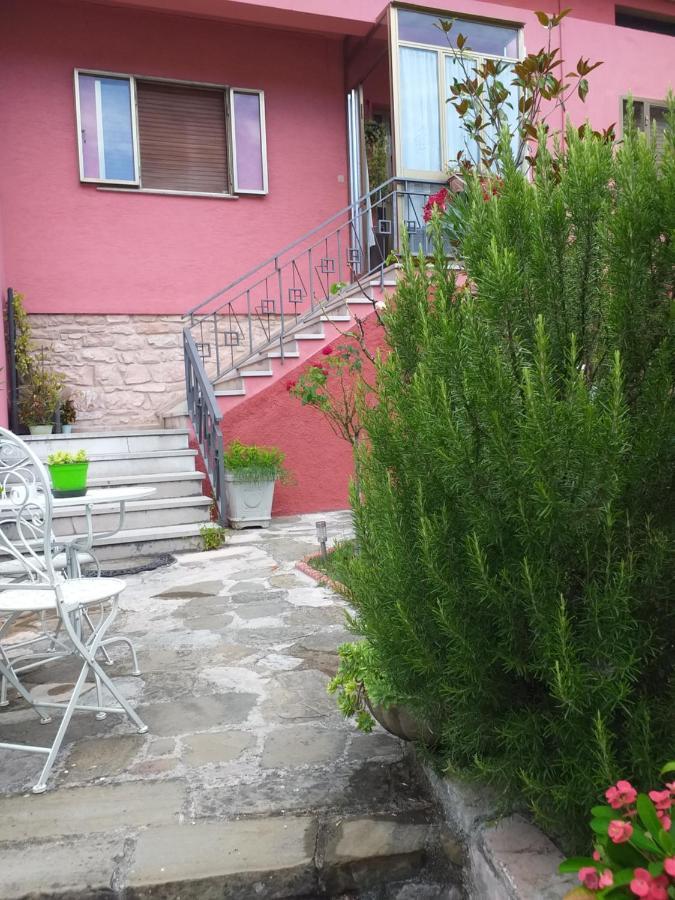 Bed & Breakfast La Rosa Rossa Cagli Exterior foto