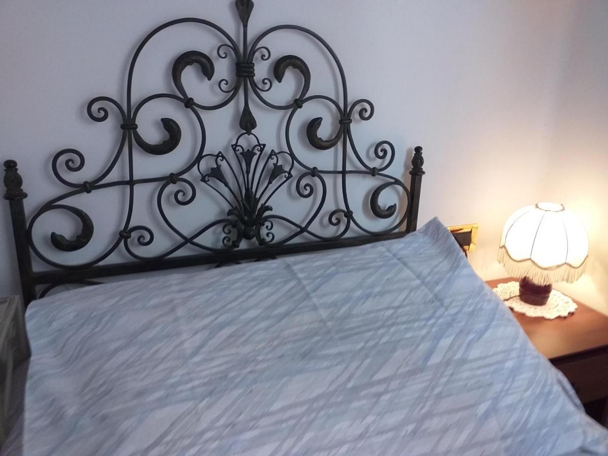 Bed & Breakfast La Rosa Rossa Cagli Exterior foto