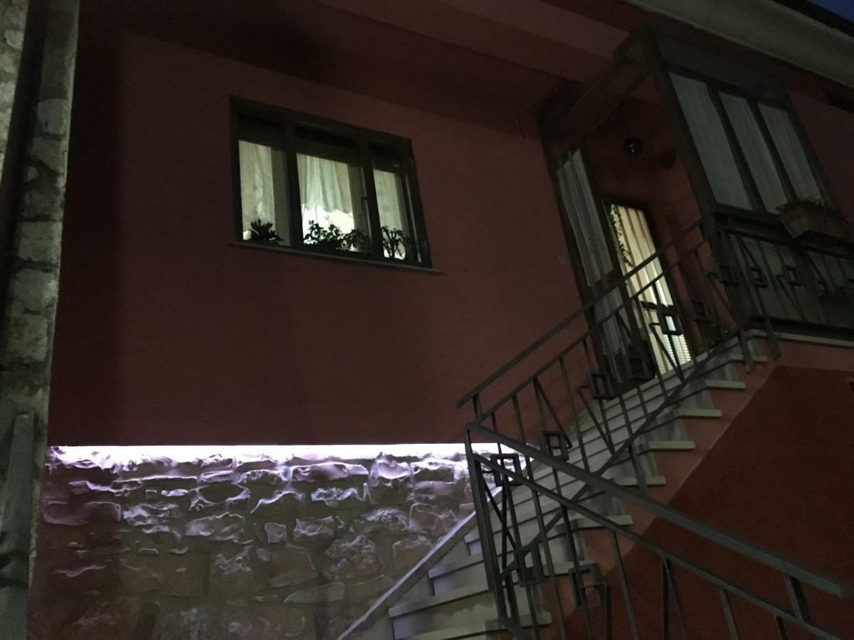 Bed & Breakfast La Rosa Rossa Cagli Exterior foto