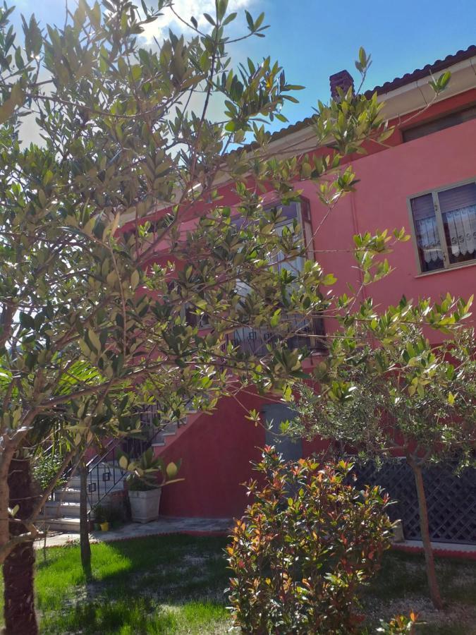 Bed & Breakfast La Rosa Rossa Cagli Exterior foto